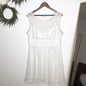 Sleeveless White Lace Empire Waist Summer Dress